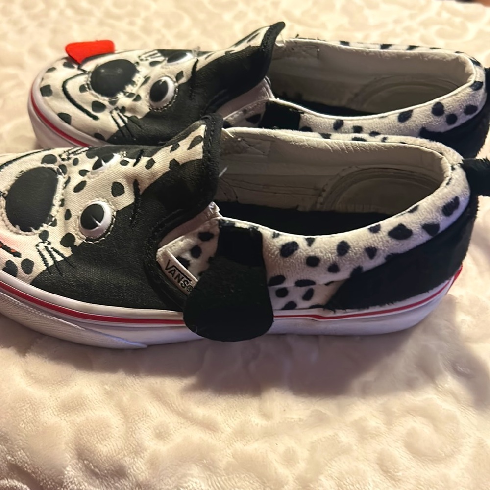 Vans - Picture 4 of 7